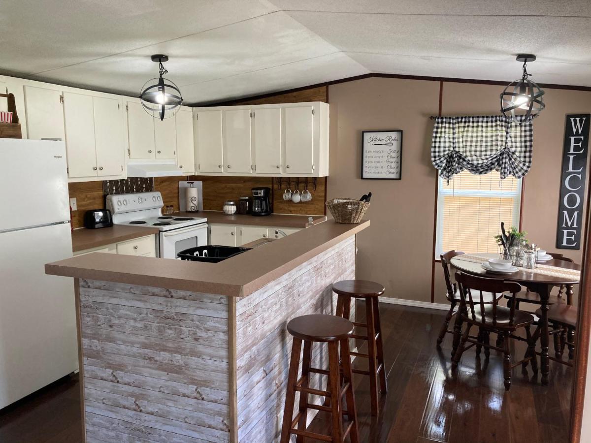 Convenient And Spacious Home In Stanton, Ky Luaran gambar